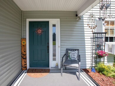 201 Pearl St, Saint Albans, VT 05478 - photo 3