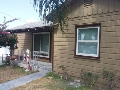 14836 Iris Dr, Fontana, CA 92335 - photo 5