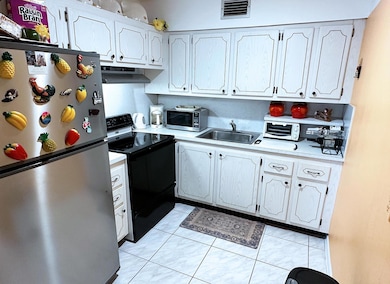 86 Sheffield D, West Palm Beach, FL 33417 - photo 3