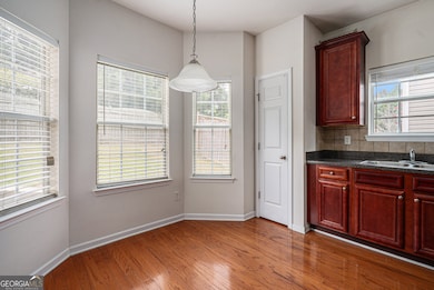 6037 Hemperly Rd, Atlanta, GA 30349 - photo 7