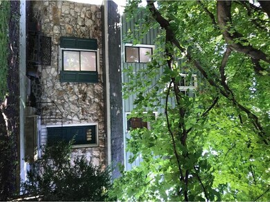 120 N Union St, Kennett Square, PA 19348 - photo 2