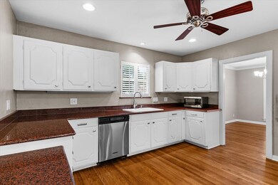 5842 Kenwood Ave, Dallas, TX 75206 - photo 3