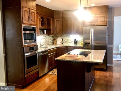 1520 Colony Dr, Reading, PA 19610 - photo 6