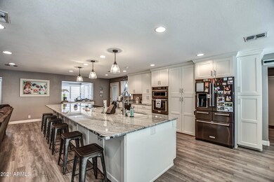 KITCHEN 4
