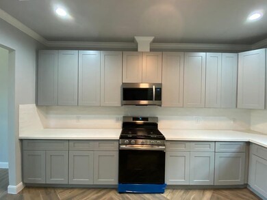 7655 Ameswood Rd, Houston, TX 77095 - photo 6