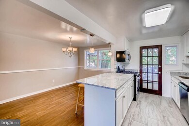 1004 Middleborough Rd, Essex, MD 21221 - photo 7