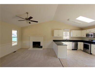 Open concept Living and Kitchen area for maximum i