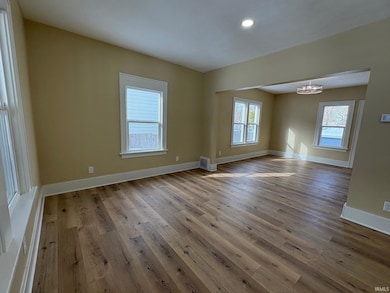 1013 E Fairview Ave, South Bend, IN 46614 - photo 5