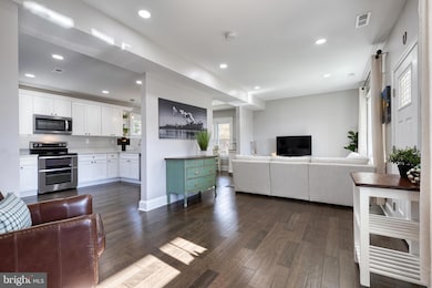 3120 Cedarhurst Rd, Baltimore, MD 21214 - photo 4