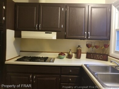 820 Stoneykirk Dr, Fayetteville, NC 28314 - photo 7