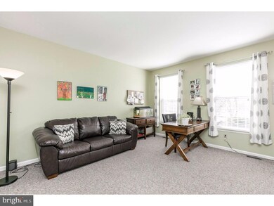 595 Kohlman Cir, Hatfield, PA 19440 - photo 3