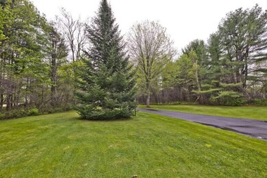 Long front yard and driveway for privacy