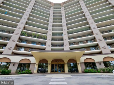 21330 Valley Forge Cir, King of Prussia, PA 19406 - photo 2