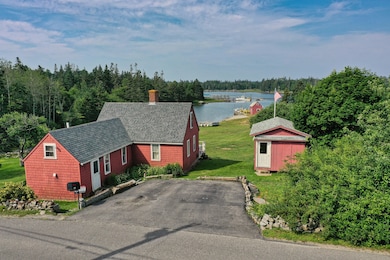 129 E East Boston Rd, Vinalhaven, ME 04863 - photo 2