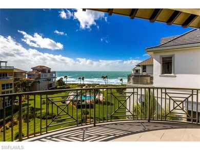 Stunning direct beachfront views