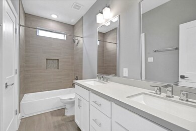 4510 Whitney Park Way, Houston, TX 77022 - photo 7