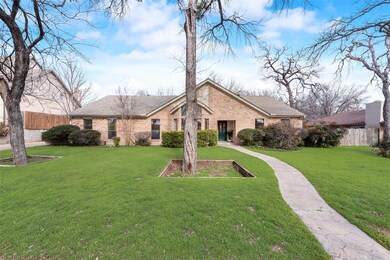 5128 Pearl Dr, North Richland Hills, TX 76180 - photo 4