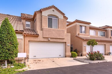 308 Hedge Row Ln Unit B Simi Valley-2