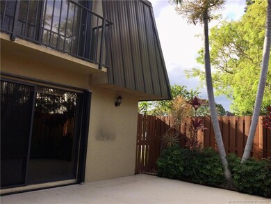 Enclosed yard with fence