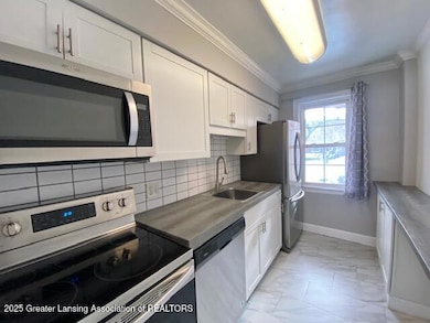 615 Glenmoor Rd unit 2A, East Lansing, MI 48823 - photo 3