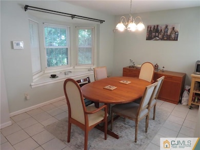 601 Maplecrest Rd unit 27, Edison, NJ 08820 - photo 6