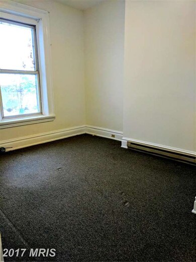 335 S Potomac St unit 335 1/2, Hagerstown, MD 21740 - photo 7