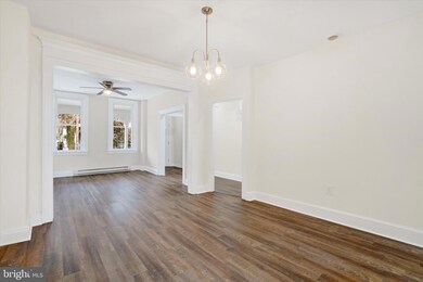 240 E Cottage Place, York, PA 17403 - photo 7