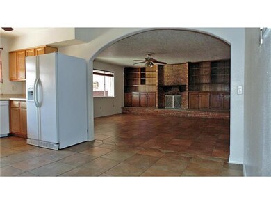 1295 Vista de Oro Dr, El Paso, TX 79935 - photo 6