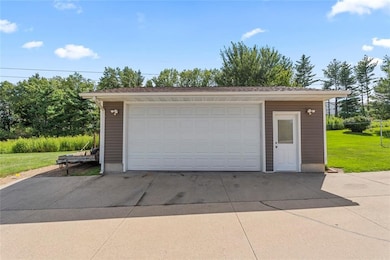 3466 Springer Ct, Cedar Rapids, IA 52411 - photo 5