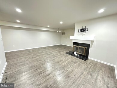 110 Biscayne Ct unit 4, Princeton, NJ 08540 - photo 4