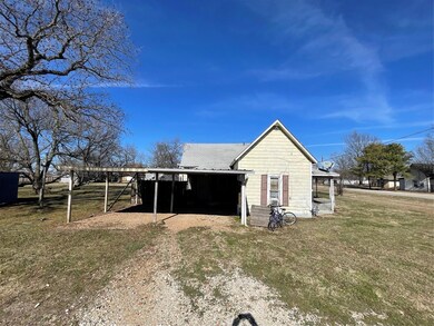 115 N Main St, Sadler, TX 76264 - photo 2