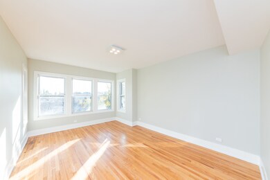 1122 W Addison St unit 3, Chicago, IL 60613 - photo 7