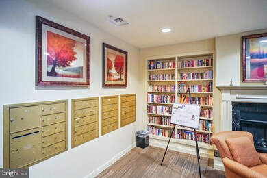 14241 Kings Crossing Blvd unit 108, Boyds, MD 20841 - photo 6