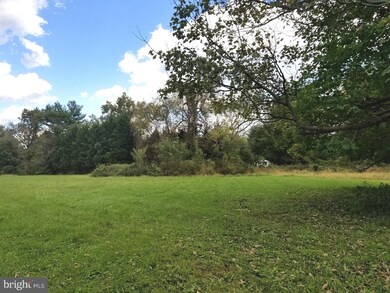 4 Paoletti Dr, Wilmington, DE 19808 - photo 2