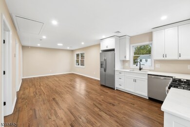 937 Ringwood Ave, Haskell, NJ 07420 - photo 5