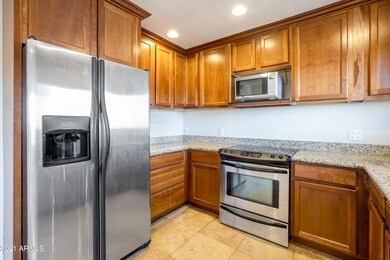 1057 E Butler Dr unit 1C, Phoenix, AZ 85020 - photo 4