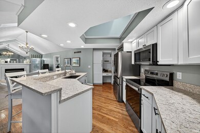 15459 Bryanton Ct, Granger, IN 46530 - photo 3