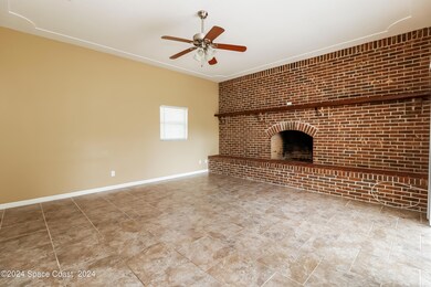 005-photo-living-room-5787322