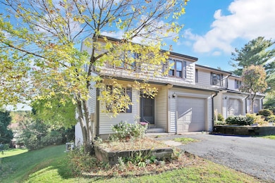 35 Tinsmith Crossing unit 35, Wethersfield, CT 06109 - photo 2