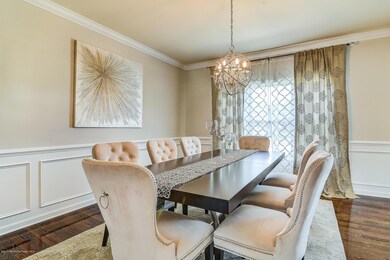 004_Dining Room