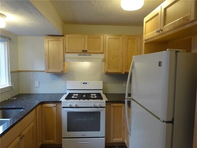 54 Arbor Dr, Providence, RI 02908 - photo 3