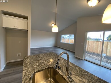 1890 SE Mulberry Ave unit 54, Dallas, OR 97338 - photo 6