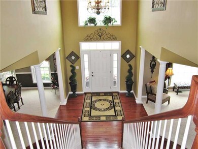 Entry/Foyer.