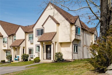 End Unit 221a High St.