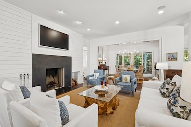 304 4th Ave, Mount Pleasant, SC 29464 - photo 5