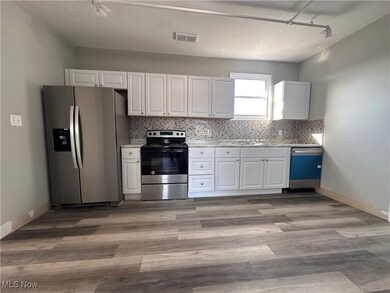 1884 E 81st St unit 3, Cleveland, OH 44103 - photo 5