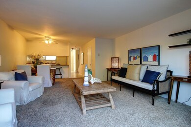 Living room (4)