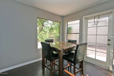 Eat-in Kitchen View!