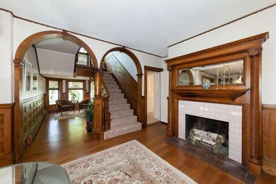62 Lenox St, West Newton, MA 02465 - photo 5