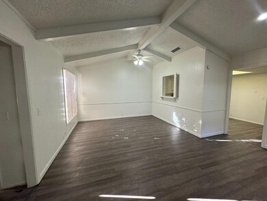 7916 Albany Ave unit A, Lubbock, TX 79424 - photo 3